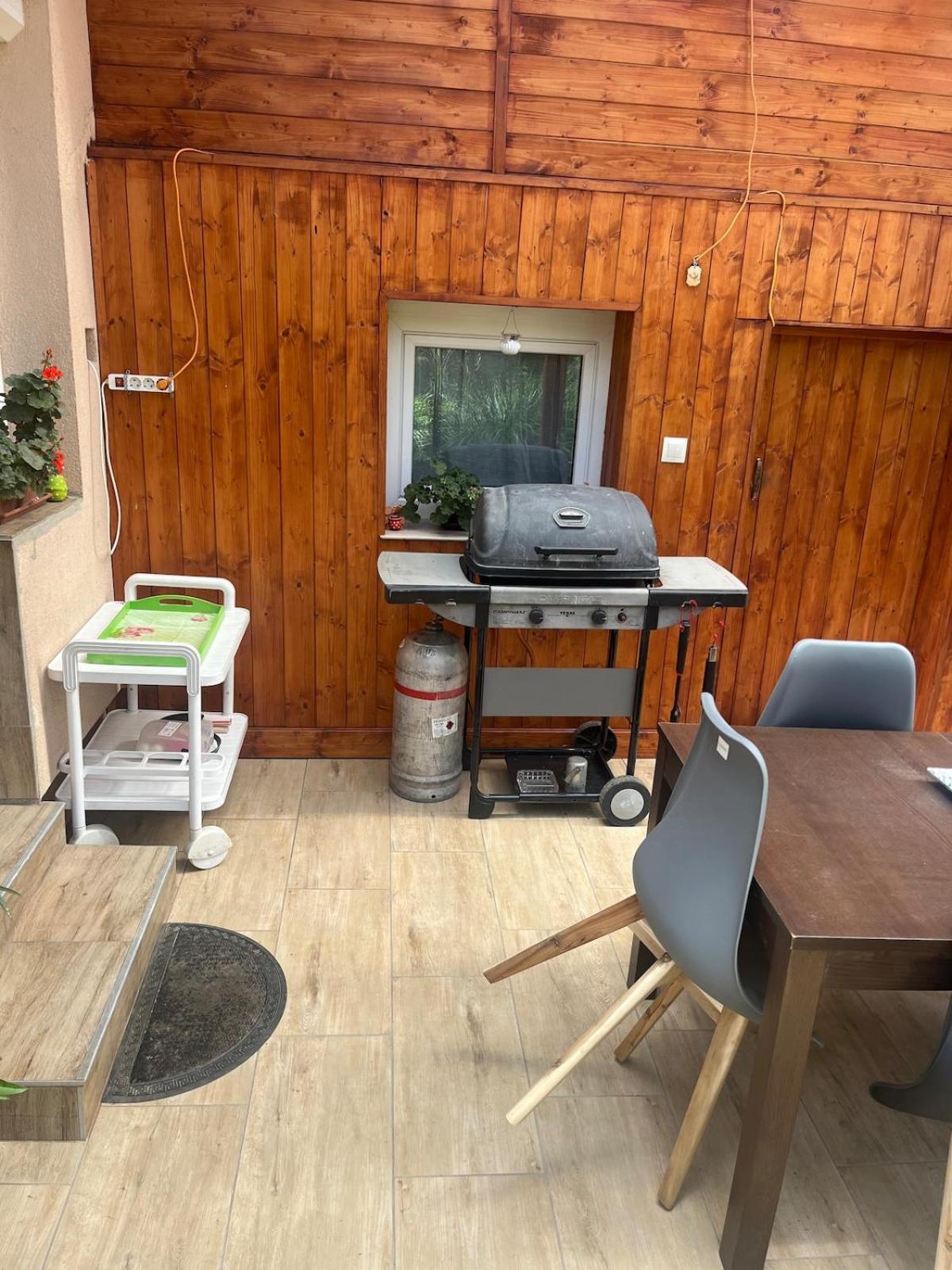 Ferienwohnung Tejfeles Vendeghaz Porva Exterior foto