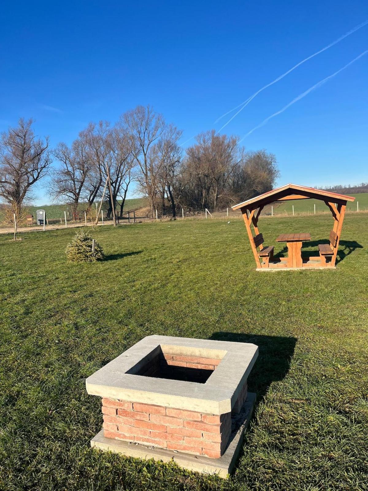 Ferienwohnung Tejfeles Vendeghaz Porva Exterior foto